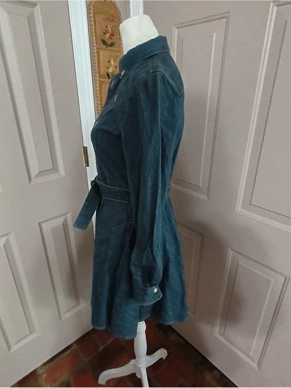 Polo Ralph Lauren girls' belted denim shirtdress with a fit-n-flare style. Sz 14